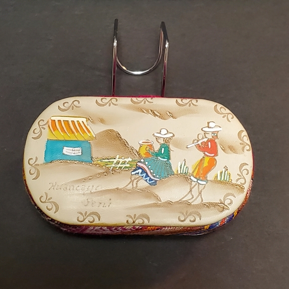 Painted Leather Top Peru Soft Case Box - Picture 2 of 11